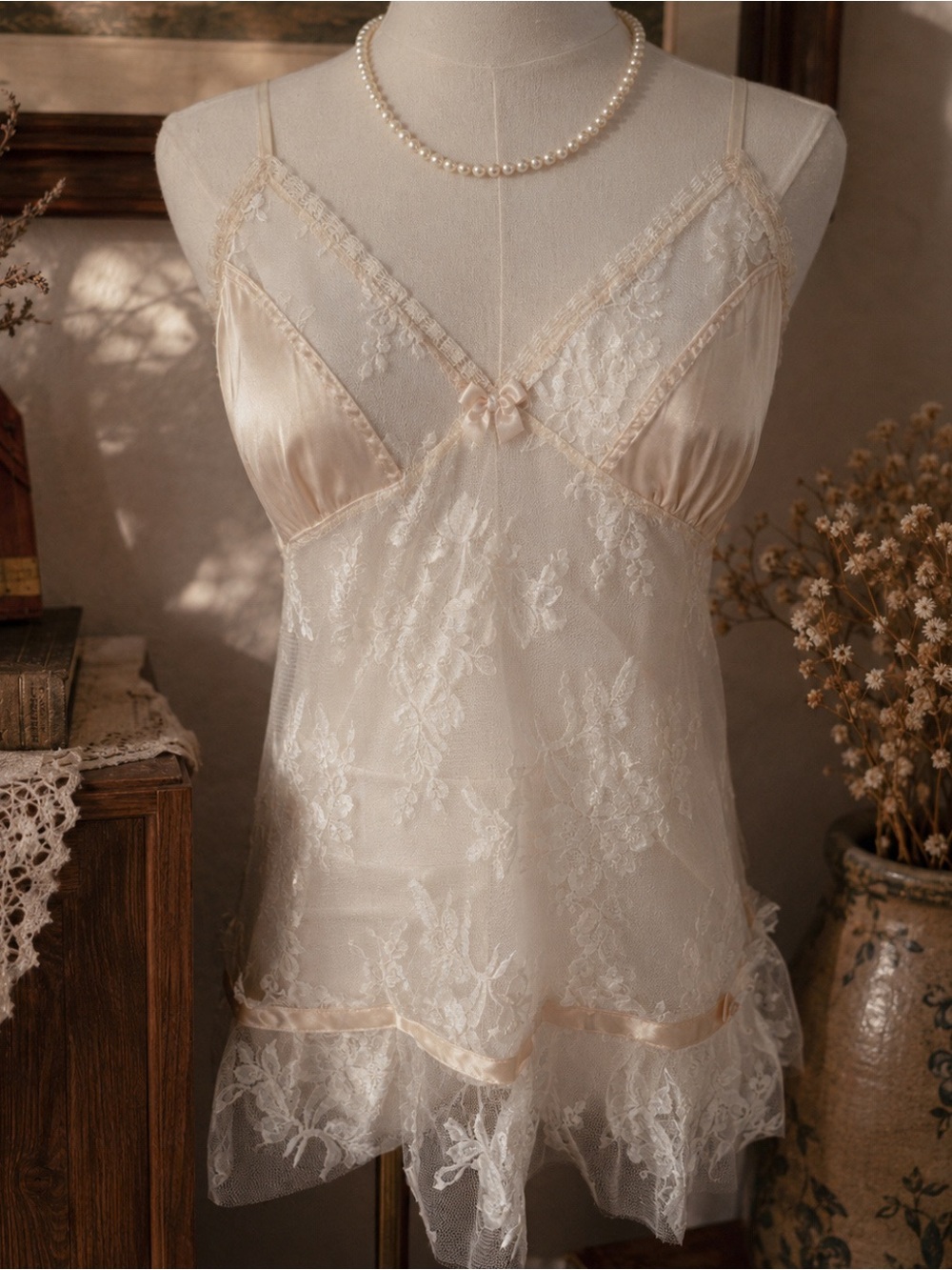 Claire Pettibone Coquette Silk Lace Camisole Vintage 90s M - Picture 1 of 10